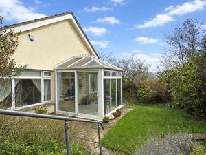 Photo 11- click for photo gallery